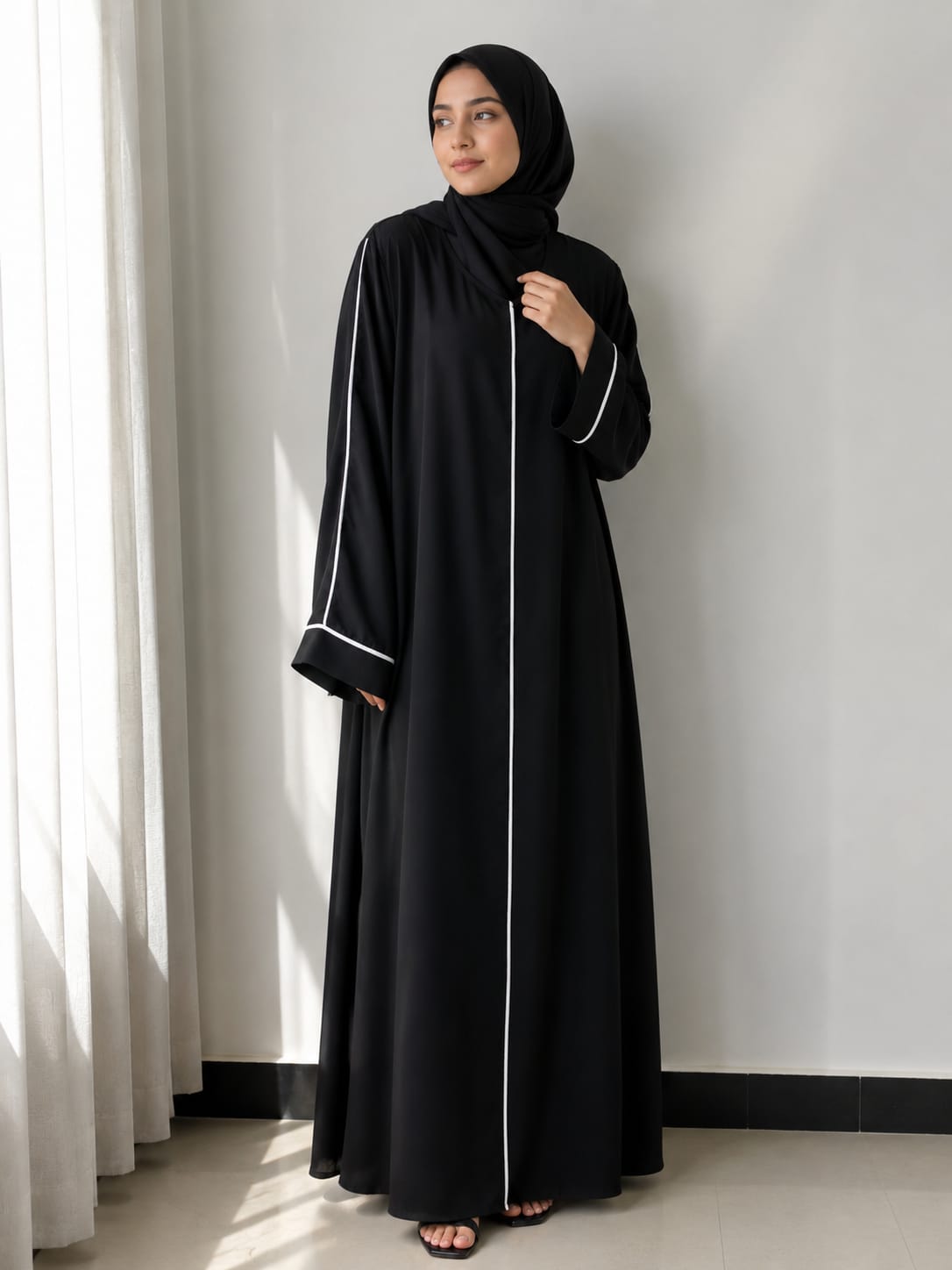 Signature Line Abaya