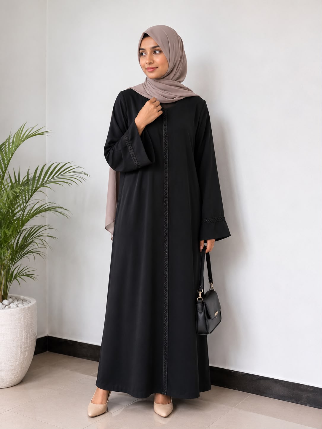 Noura Lace Abaya